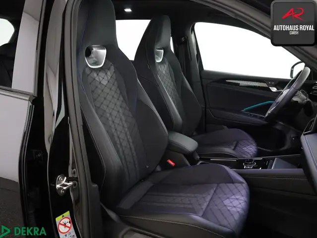 Volkswagen Tiguan view 12