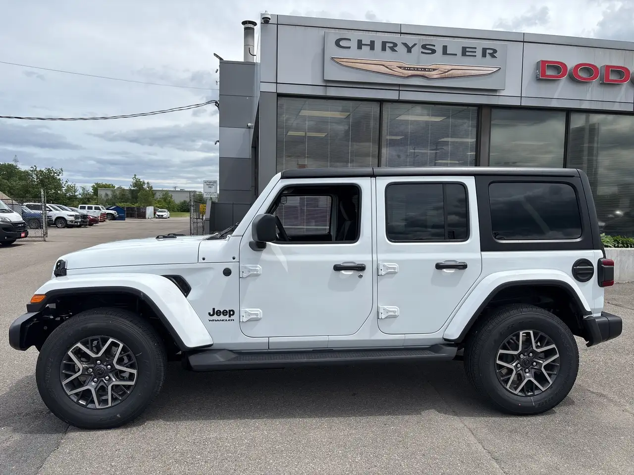 Jeep Wrangler снимка Jeep Wrangler