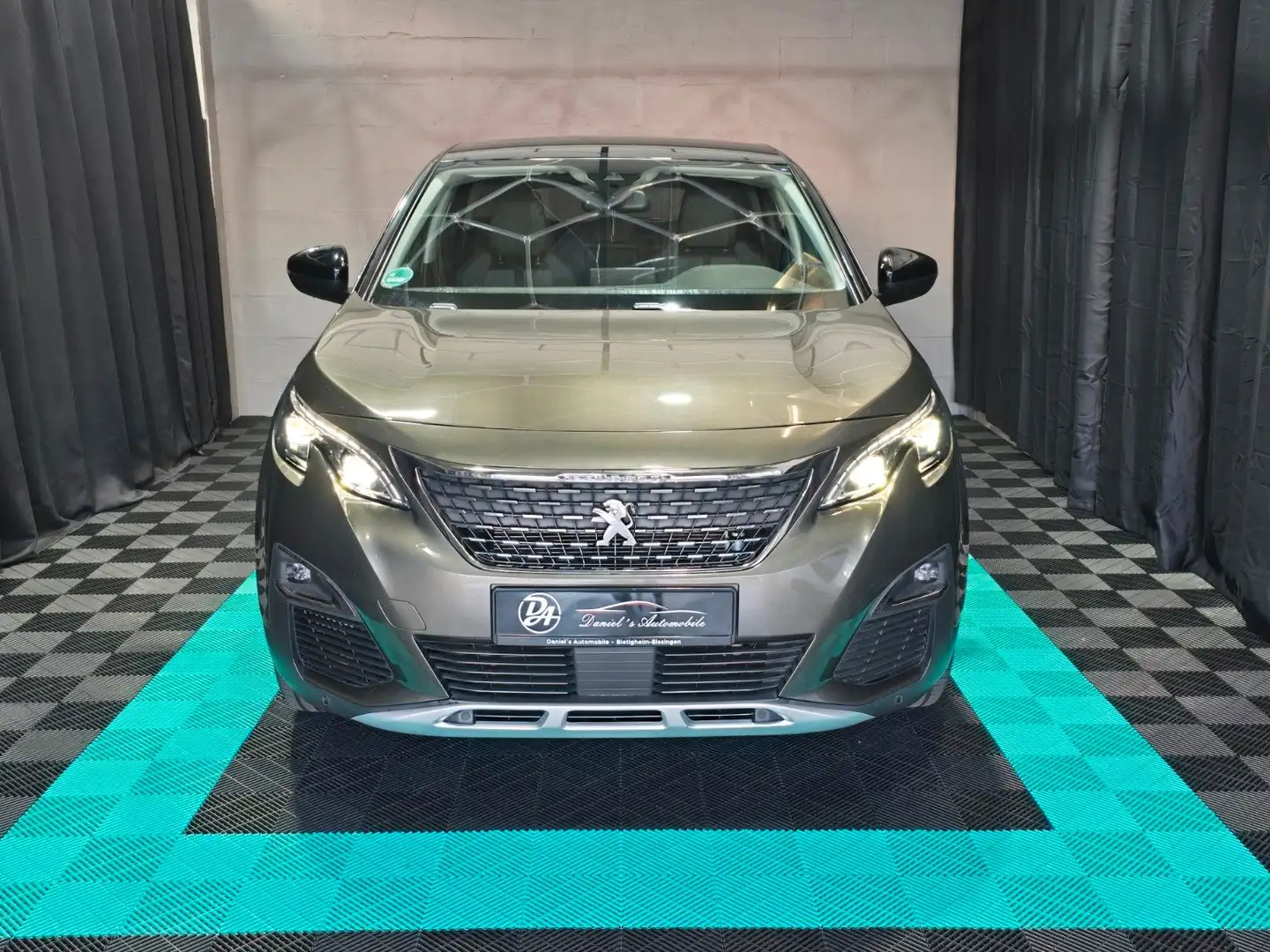 Peugeot 3008 Allure/Teilleder/PDC/NAVI/CARPLAY Gris - 2