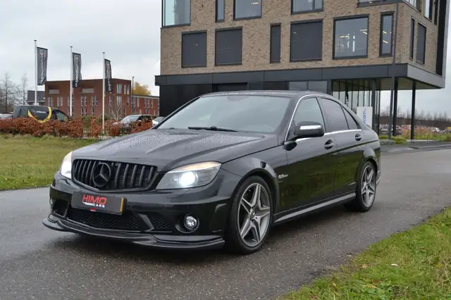 Mercedes-Benz C 63 AMG Mercedes AMG 6.2 V8 | Carbon | 2009 | 144.835 km |