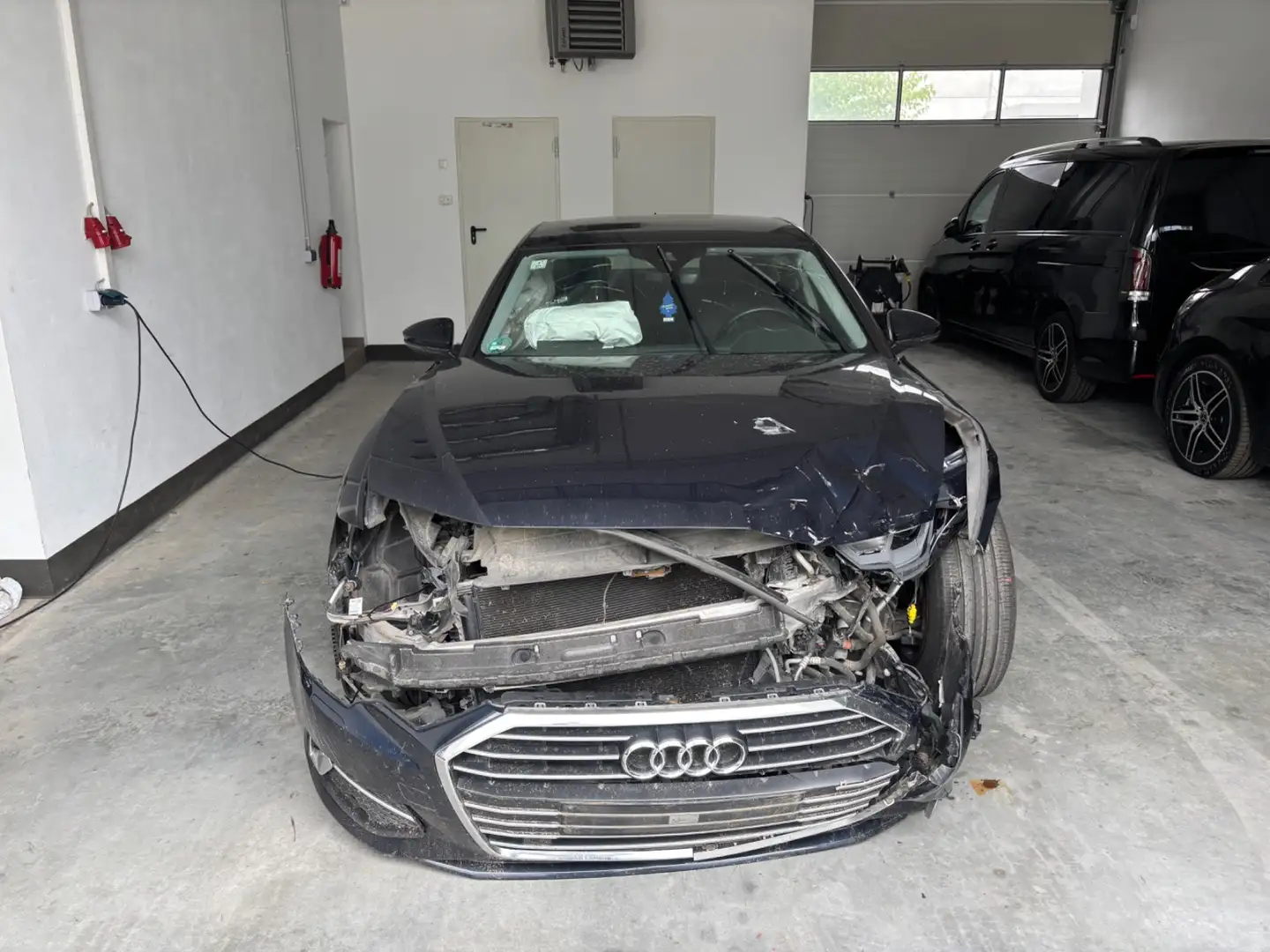Audi A6 40 TDI sport*Matrix*AHK*Navi*Motor läuft! Matrix+A Bleu - 2