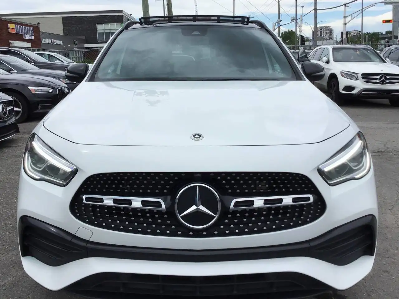Mercedes-Benz GLA photo Mercedes-Benz GLA