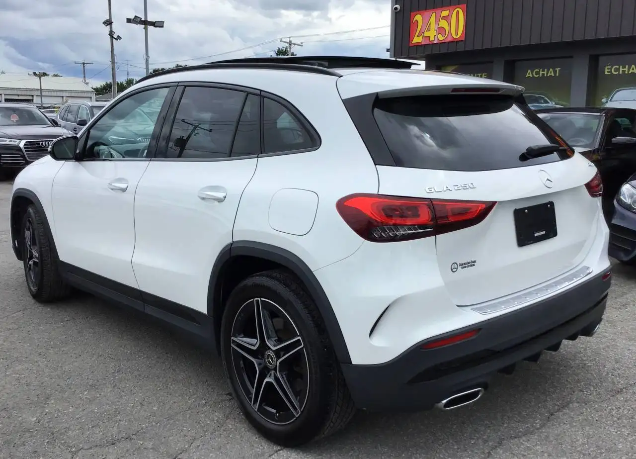 Mercedes-Benz GLA photo Mercedes-Benz GLA