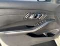 BMW 320 i Aut. Sport Line LED* HiFi* AHK* Glasdach* Weiß - thumbnail 16