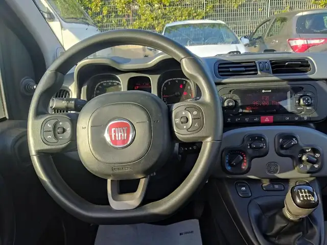 Fiat Panda view 9