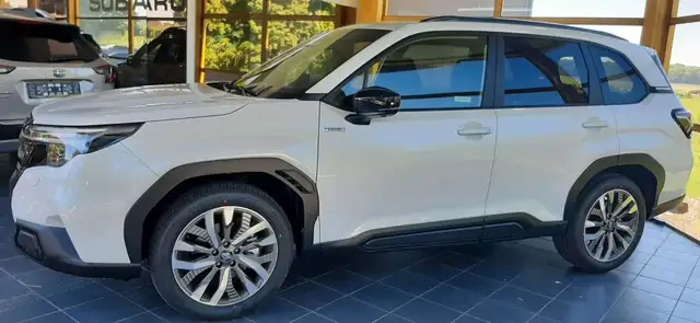 Subaru Forester 2026 PLATINUM = PREMIUM*8 J. GARANTIE