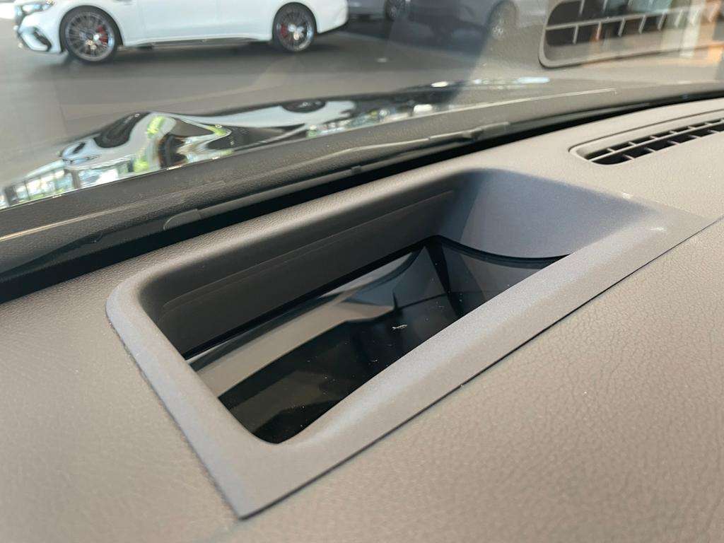 Mercedes-Benz A 220