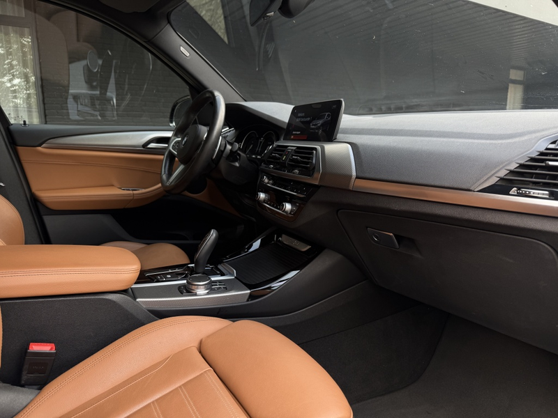 BMW X3 xDrive20i Launch — photo 9