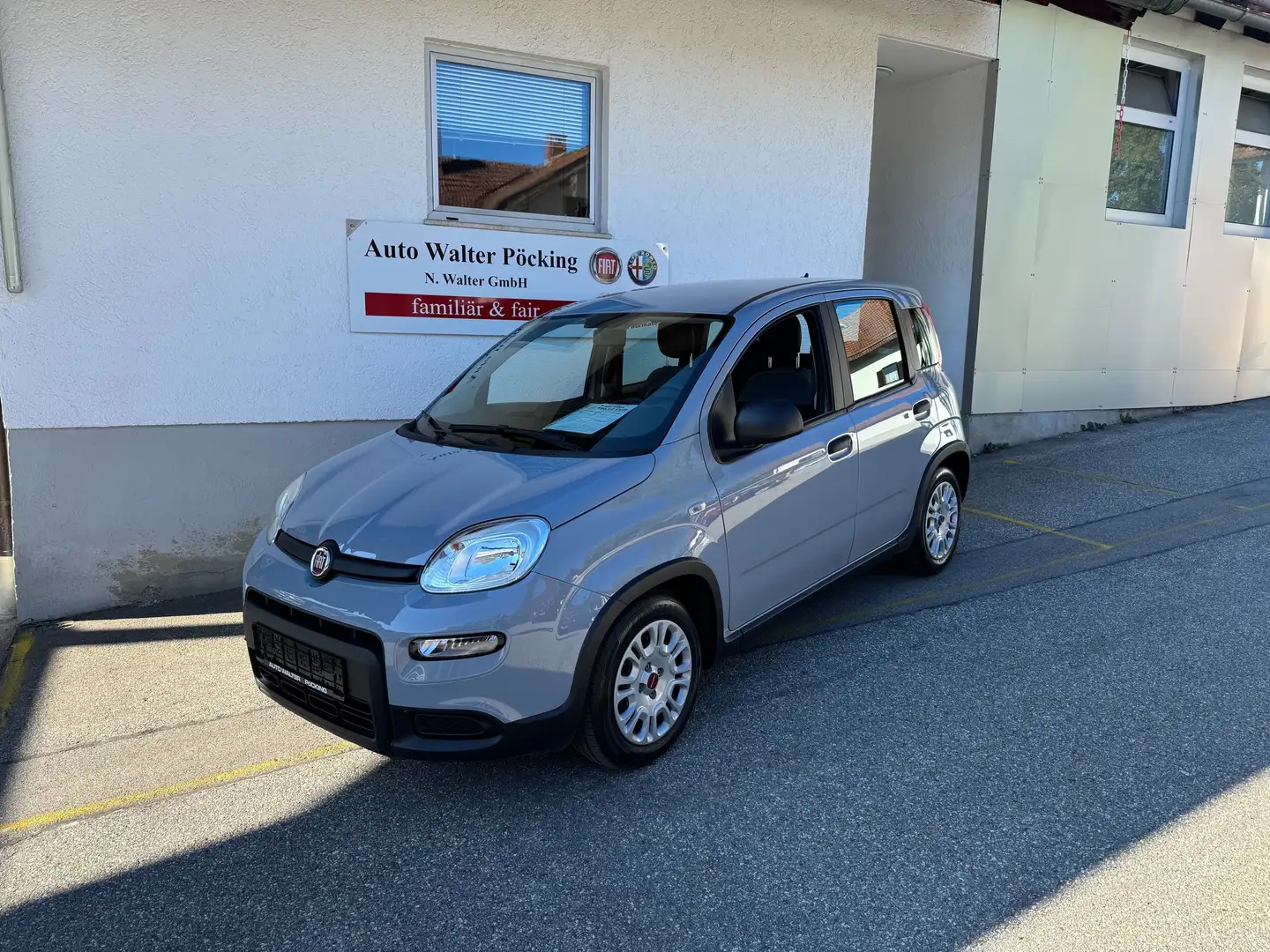 Fiat Panda 1.0 Hybrid Grau - 1
