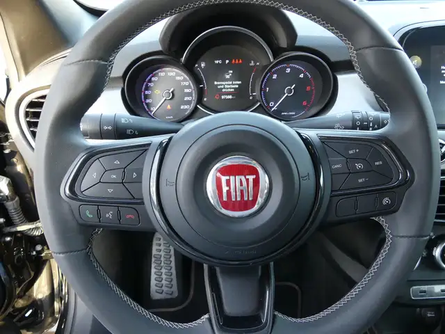 Fiat 500x view 8