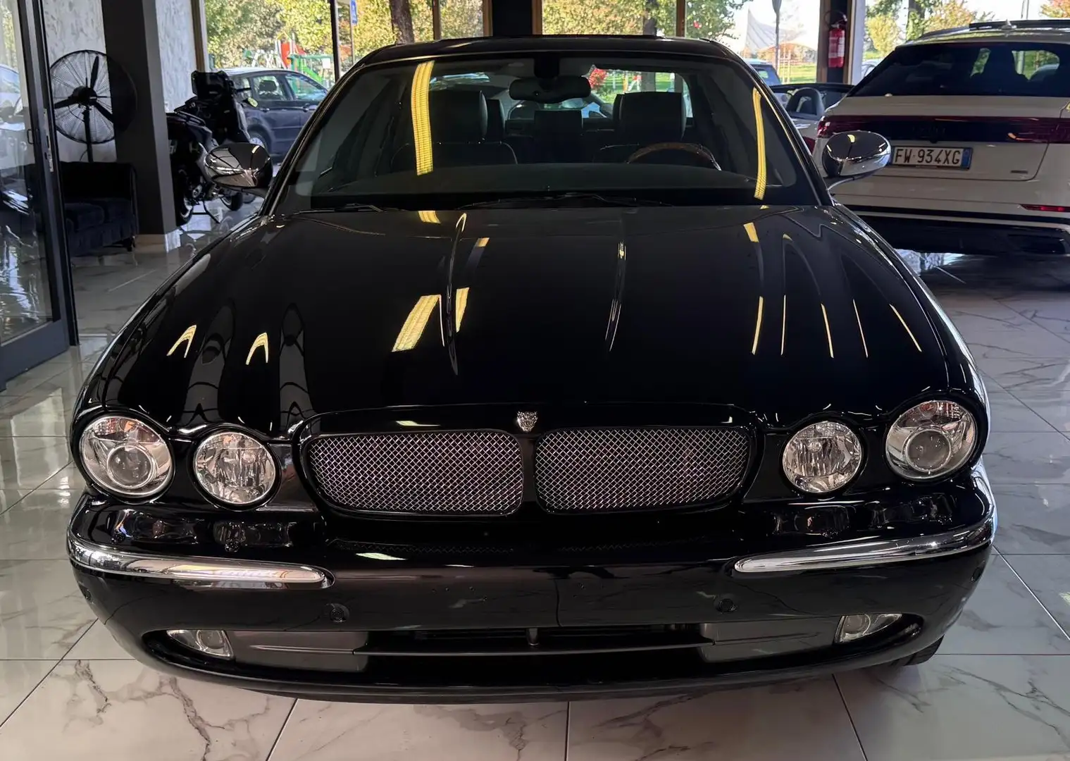 Jaguar XJR Iscritta ASI+4.2 SuperCharged+Tetto+TV+Alpiine - 2