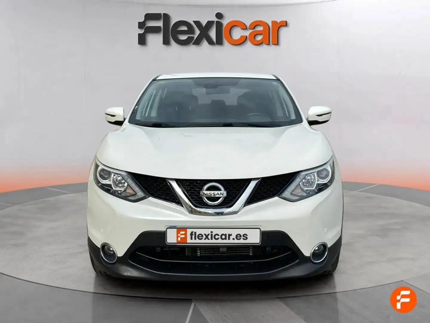 Nissan Qashqai 1.2 DIG-T Acenta 4x2 XTronic Amarillo - 2