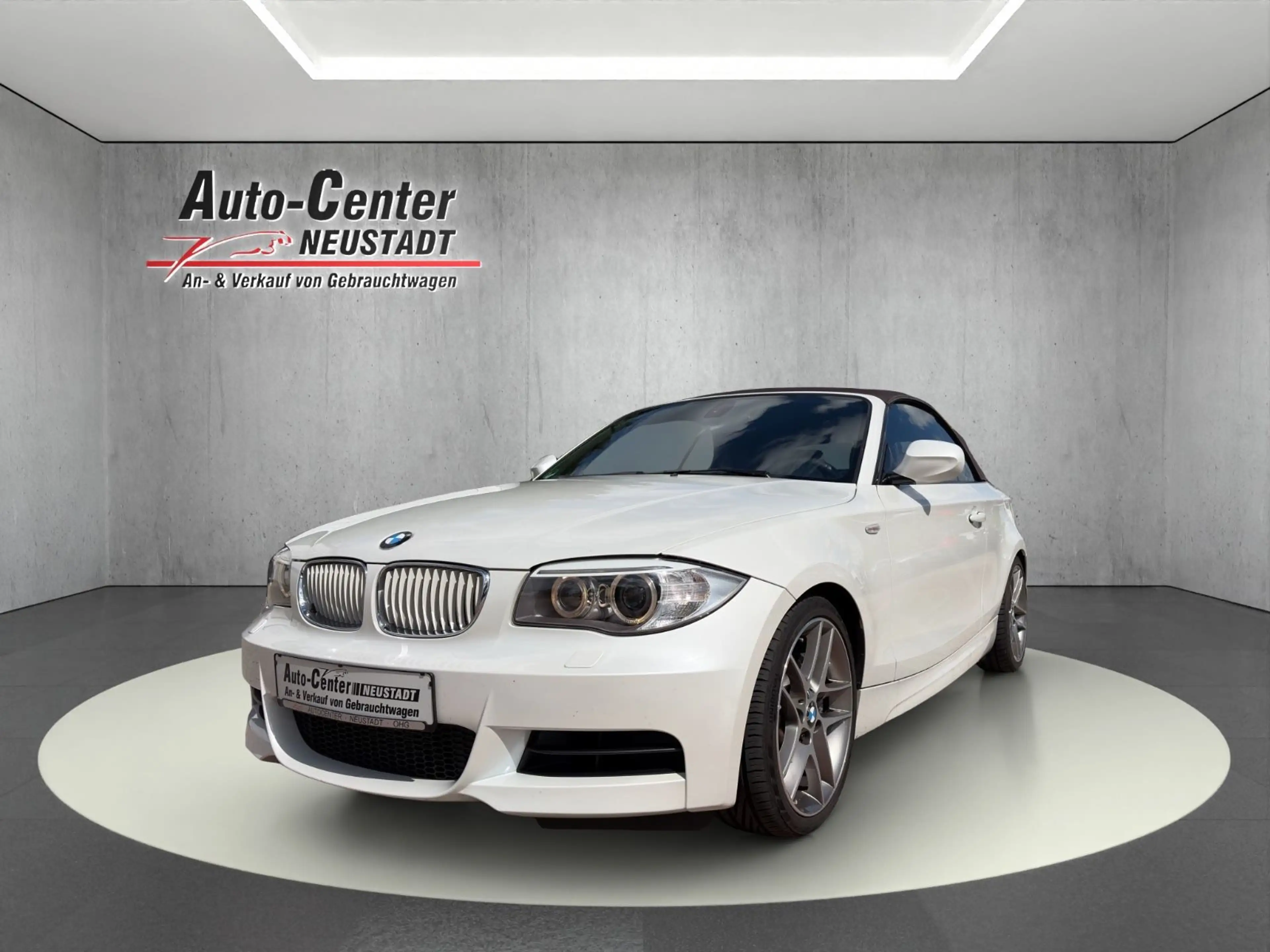 BMW 135 i Cabrio Limited Edition Lifestyle PDC/KLIMAA — photo 2