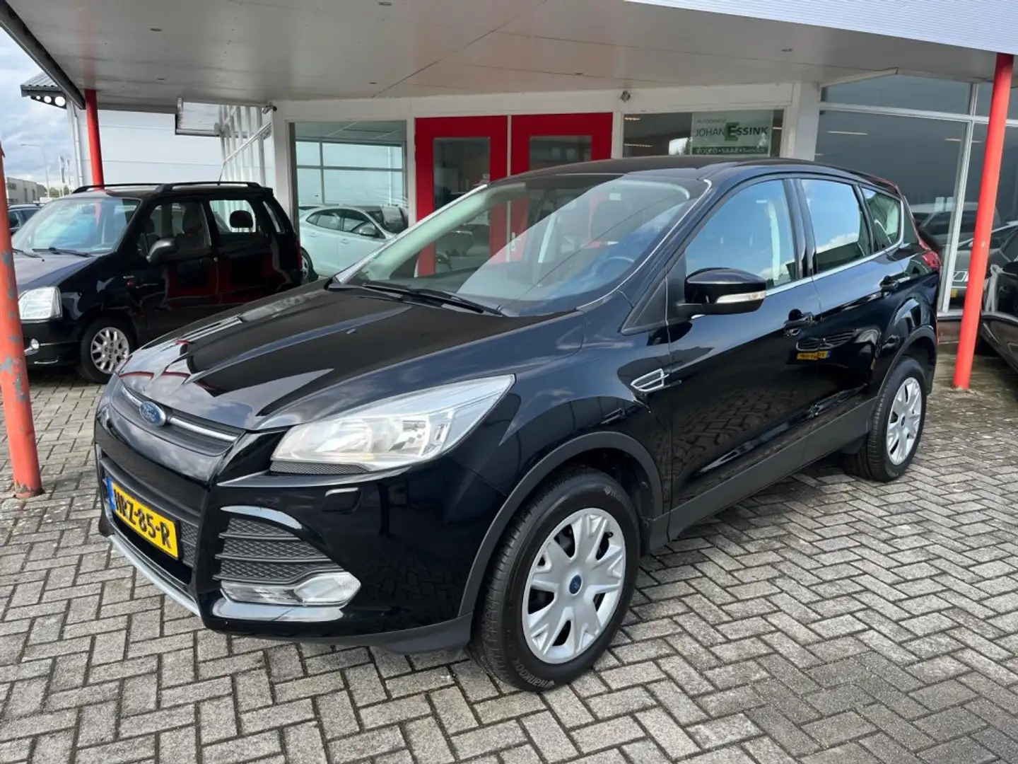 Ford Kuga 1.5 EcoBoost Trend Stoelverwarming Onderhoudshisto Zwart - 1