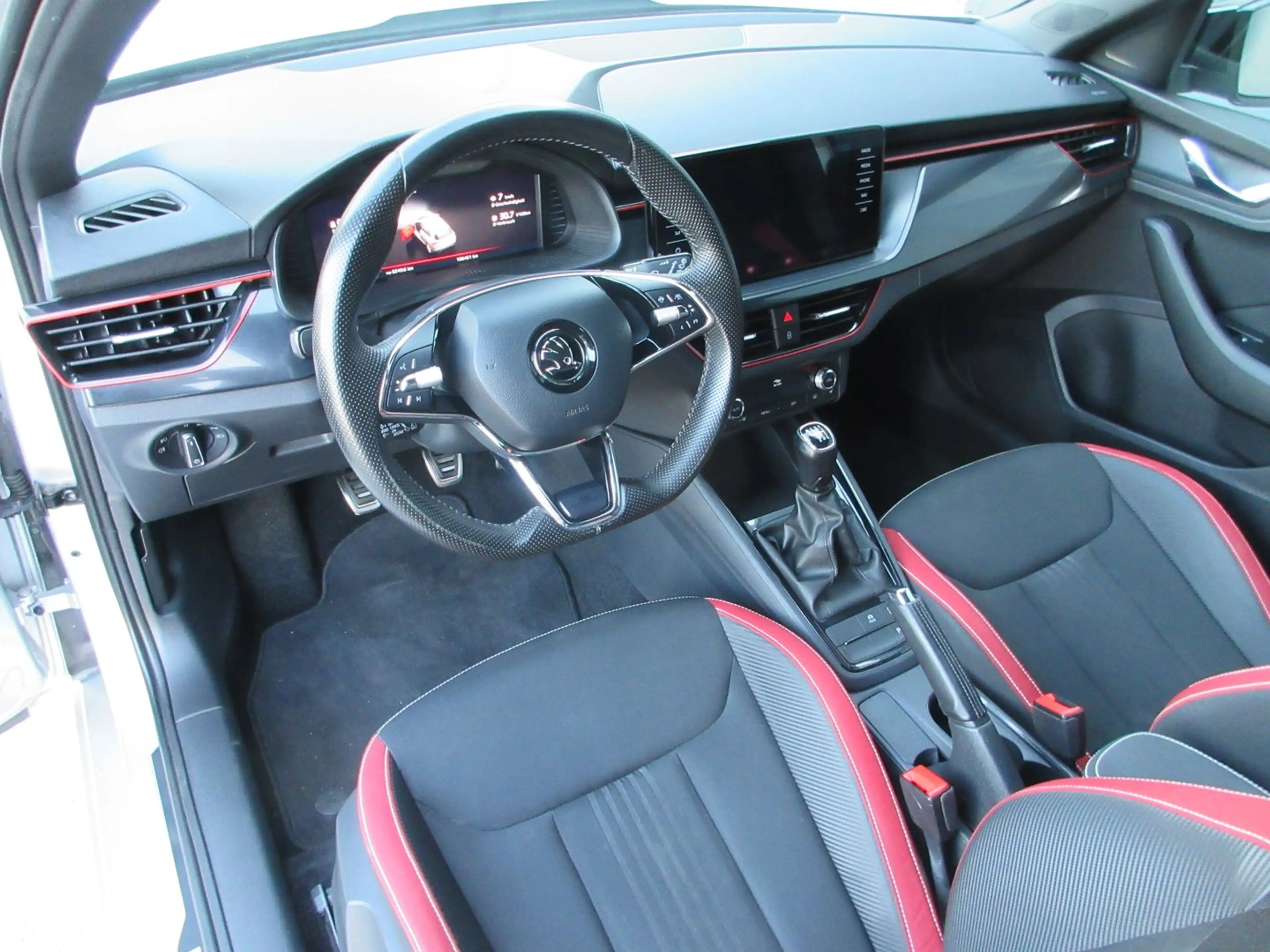 Skoda Kamiq MONTE CARLO TSI ACT — photo 12