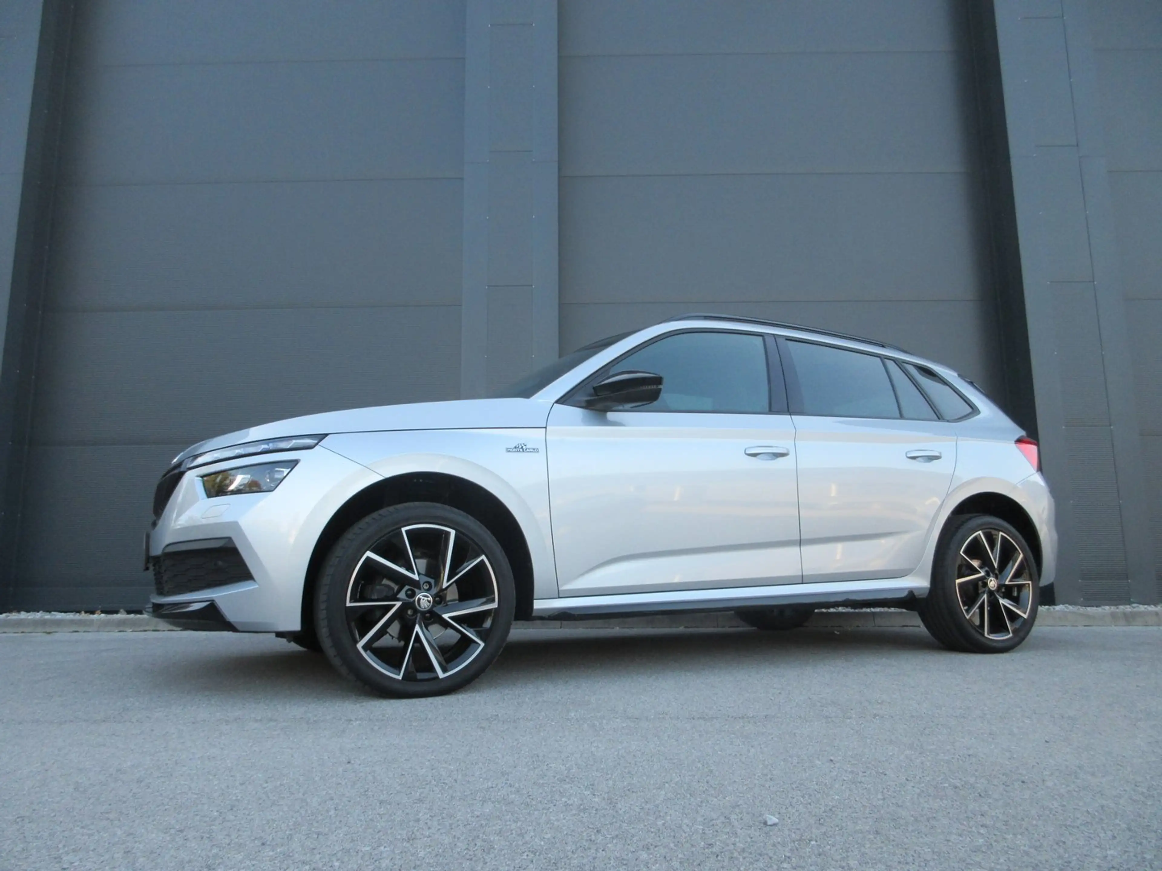 Skoda Kamiq MONTE CARLO TSI ACT — photo 4