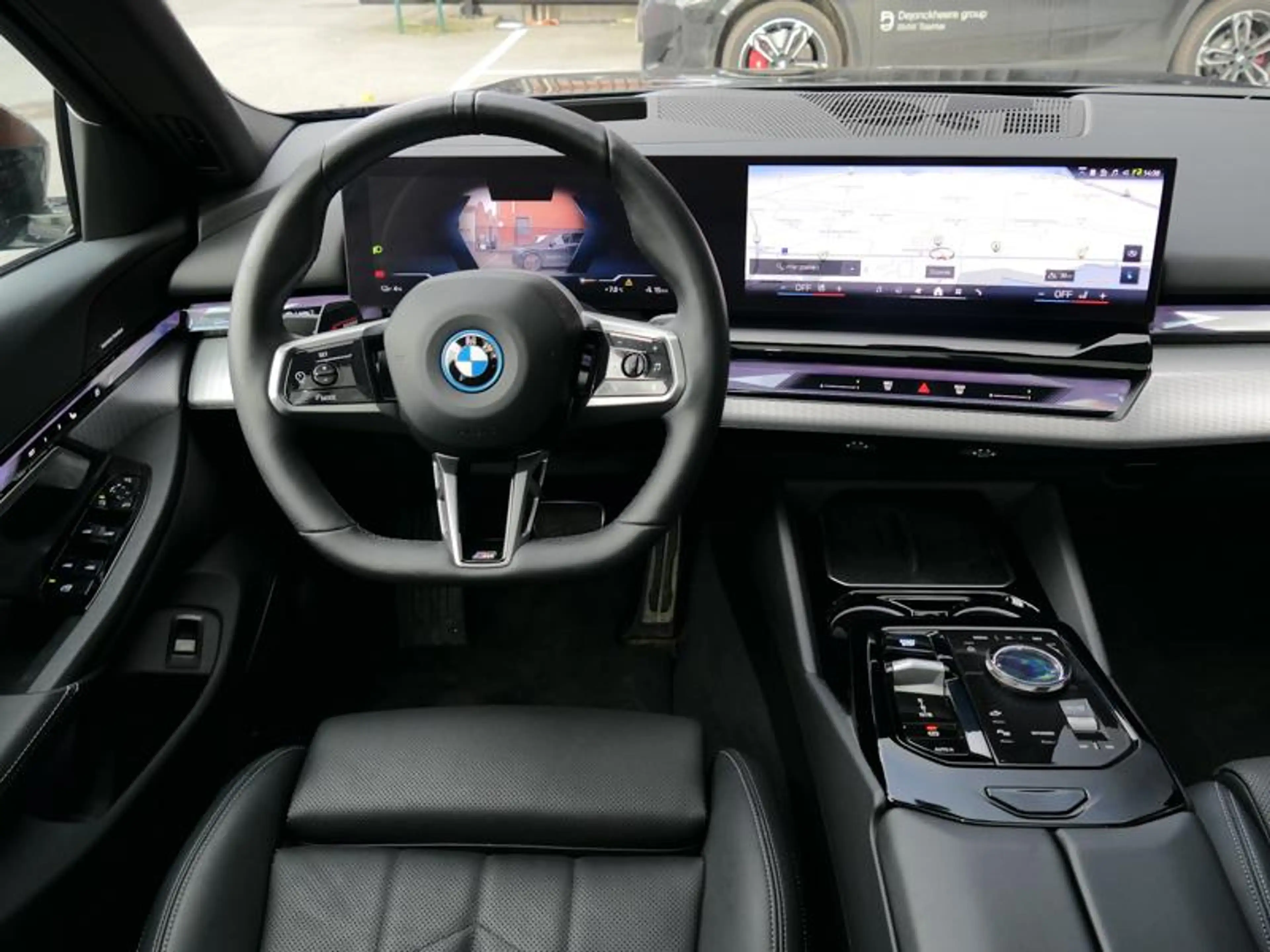BMW i5 eDrive40 Touring M Sport PRO | PANO | Drive + | Pa — photo 10