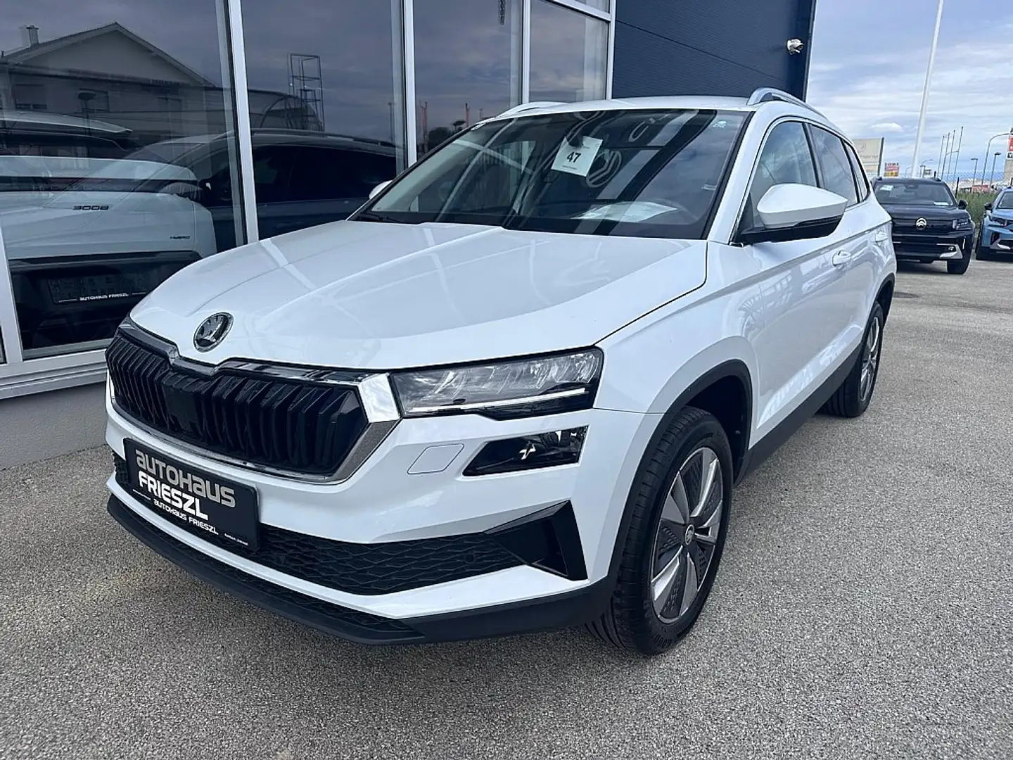 Skoda Karoq 1,5 TSI ACT DSG Style Weiß - 1