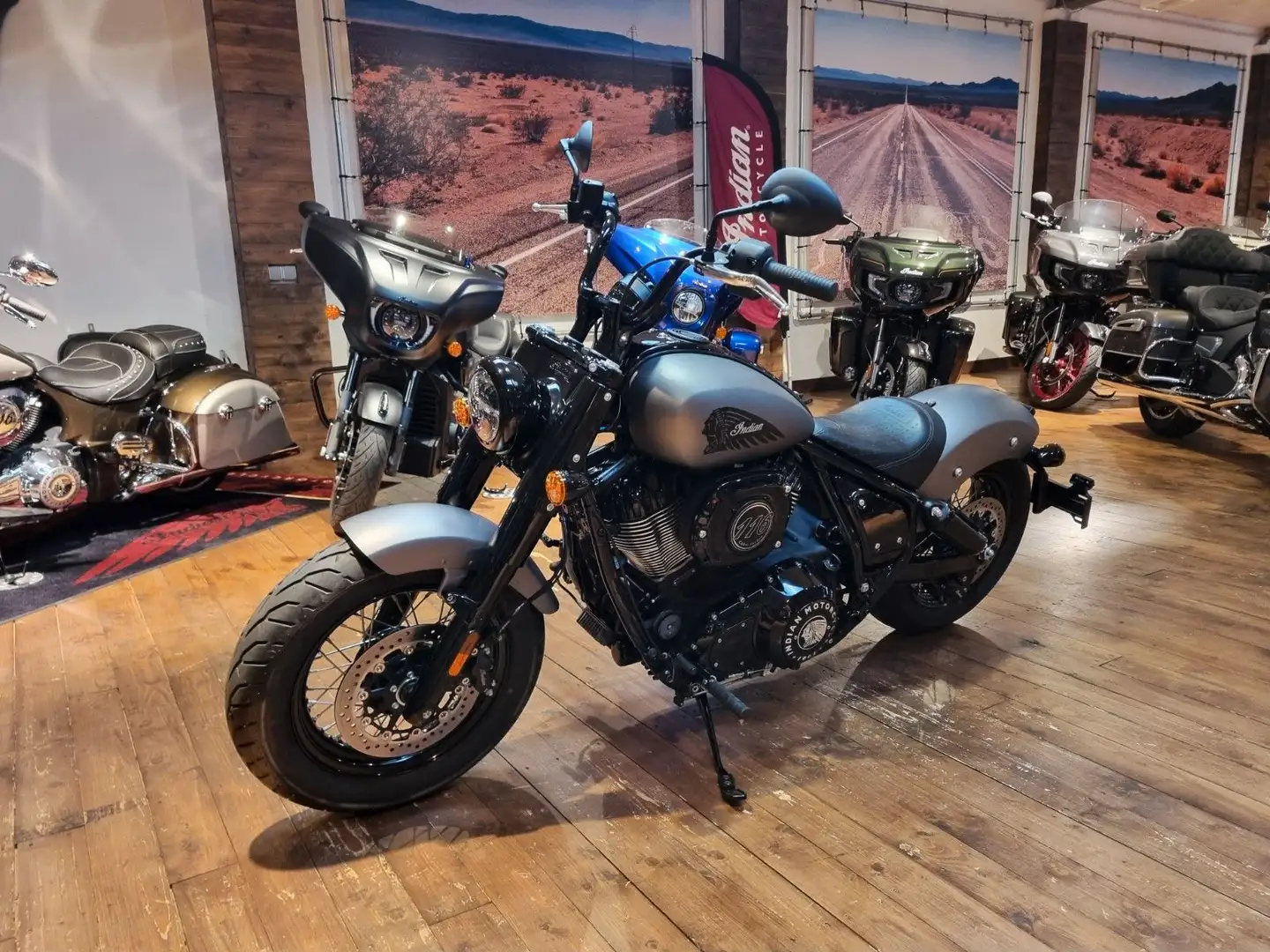 Indian Chief Bobber Dark Horse 100 Jahre (250/4,99) Szürke - 2