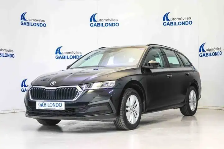 Škoda Octavia Combi 1.5 TSI DSG m-HEV Ambition (2021) 2023