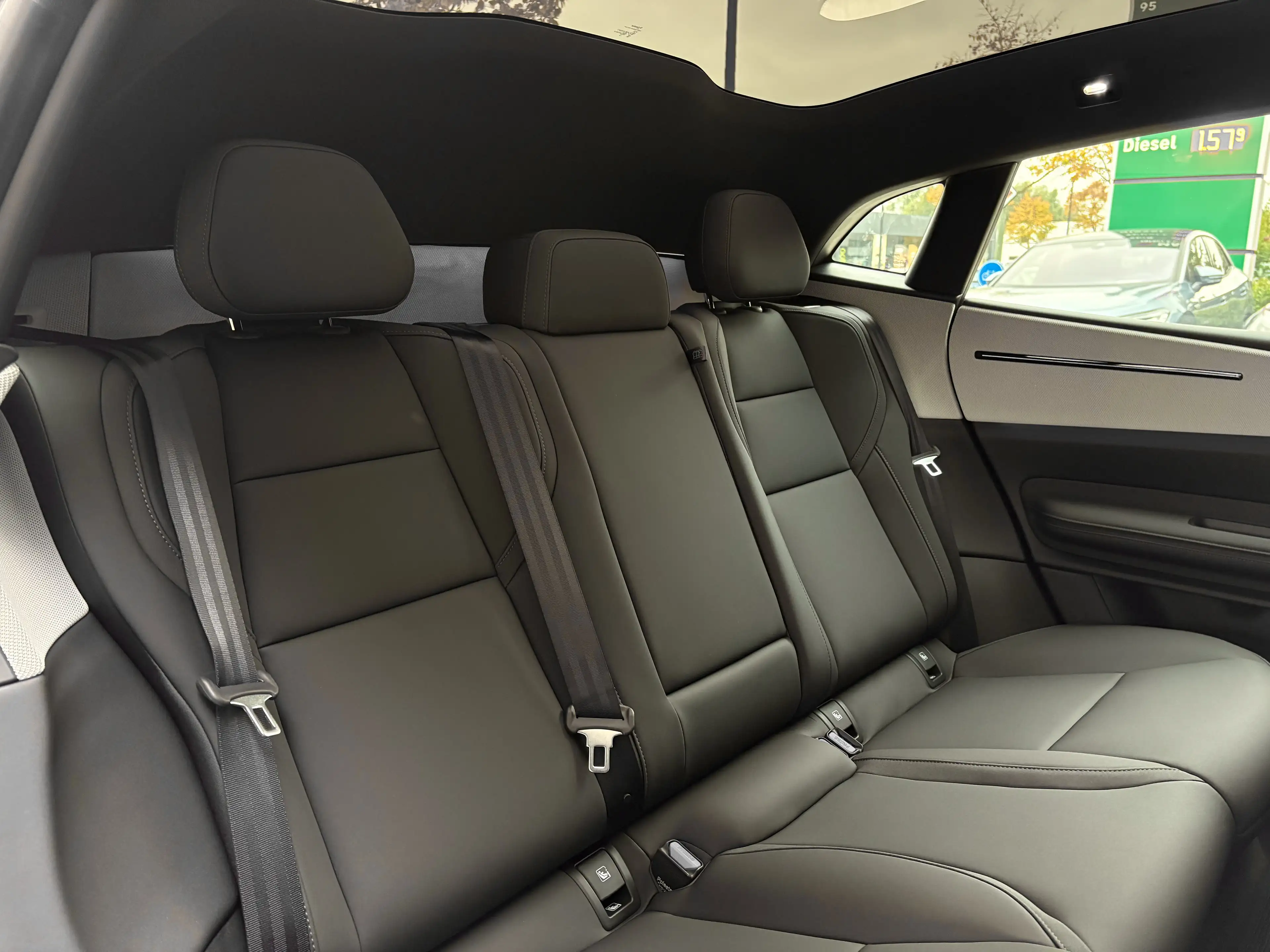 Polestar 4 Long Range SM 100kWh PILOT/PLUS - Harman Kardon — photo 14