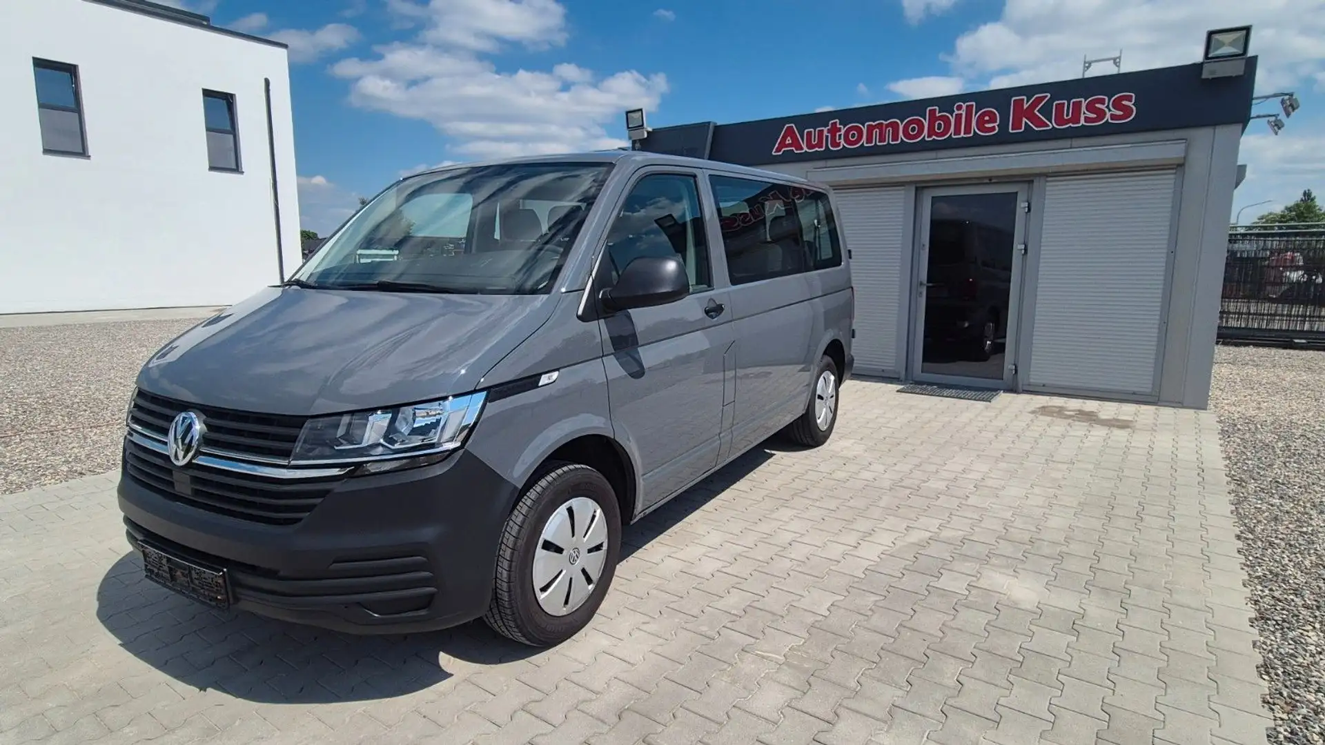Volkswagen T6.1 Transporter 9 Sitze Garantie 05/26 Gri - 2