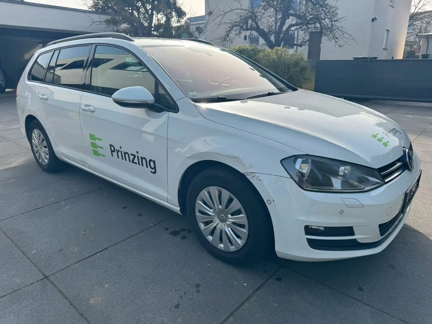 Volkswagen Golf VII Variant**TEMPO/SHZ/CAM/8-FACH** Weiß - 2