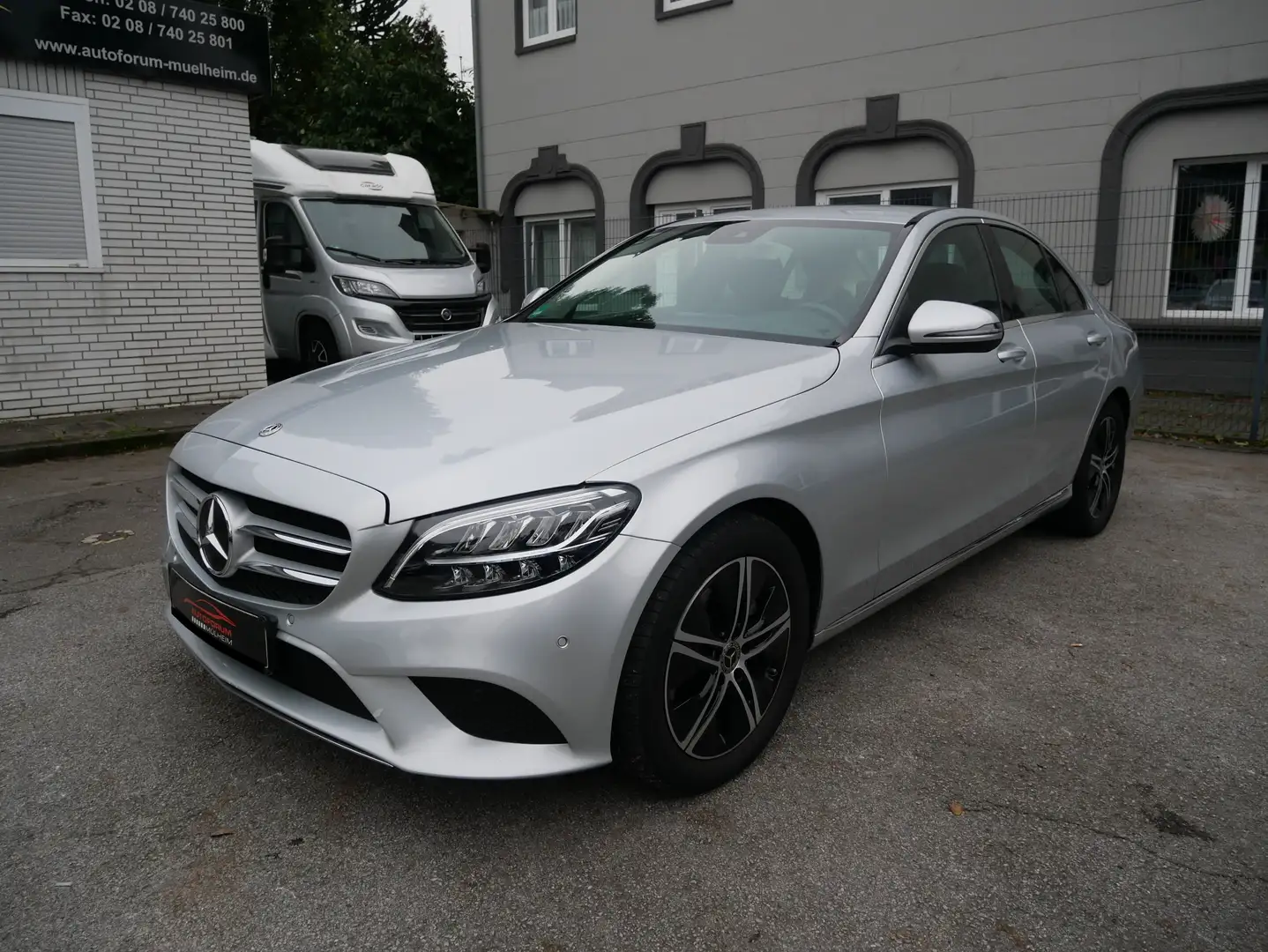 Mercedes-Benz C 200 C 200 d 9G LED DAB Spur elek.Teilledersitze Kamera Grau - 1