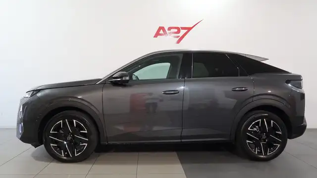 Peugeot 3008 view 3