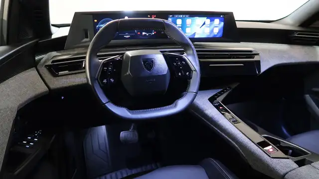 Peugeot 3008 view 13