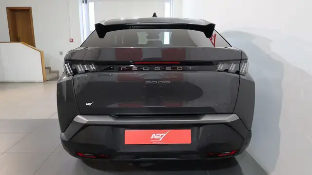 Peugeot 3008 view 9