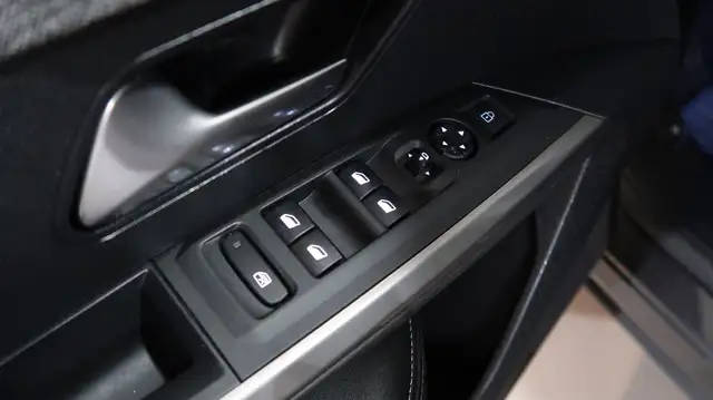 Peugeot 3008 view 29