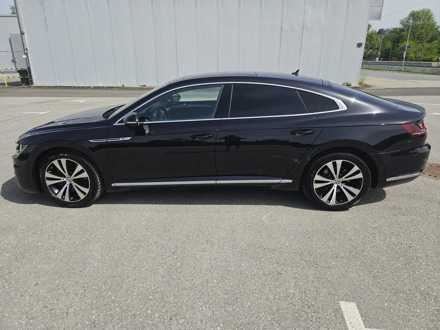 Volkswagen Arteon Arteon 2,0 TDI 4Motion DSG R-Line Schwarz - 1