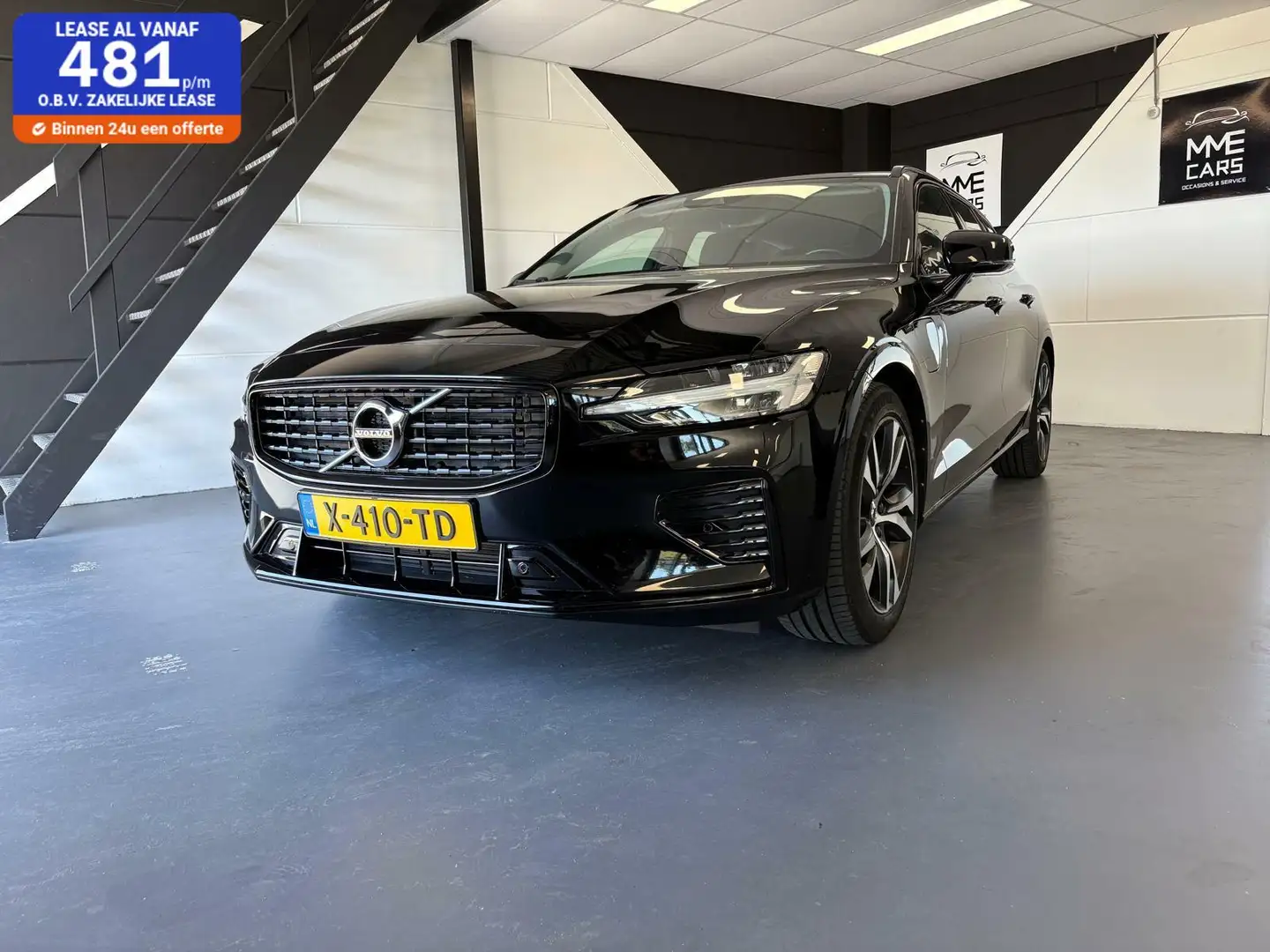 Volvo V60 2.0 T6 Recharge AWD R-Design Zwart - 1