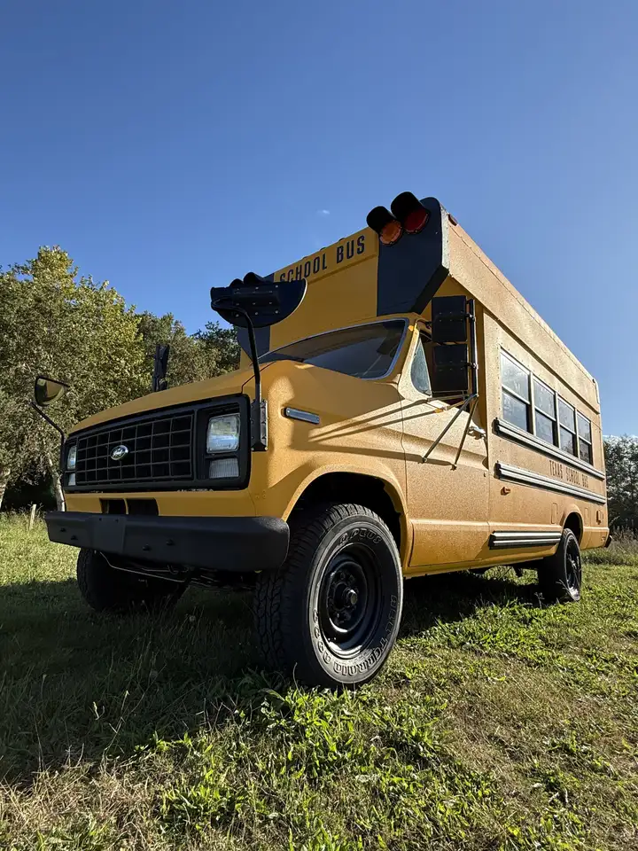 Ford Econoline School Bus Camper Van, foto 4