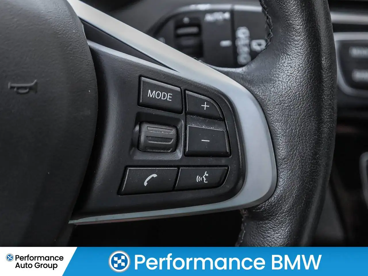 BMW X1 снимка BMW X1