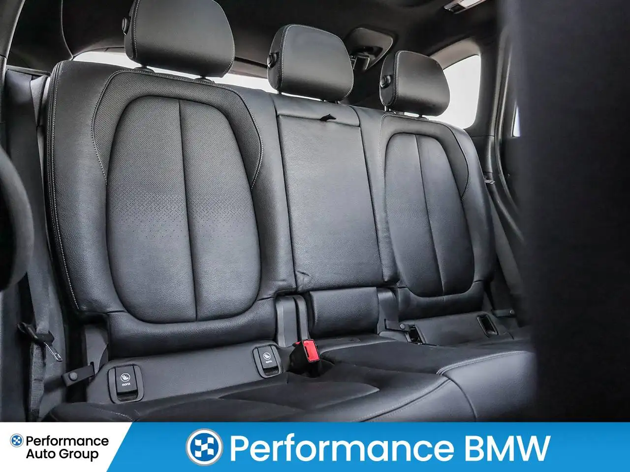 BMW X1 снимка BMW X1