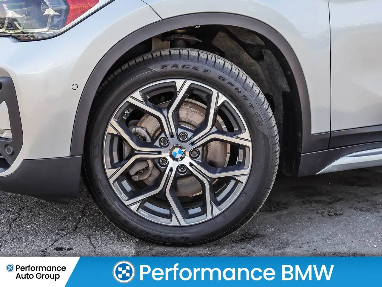 BMW X1 снимка BMW X1