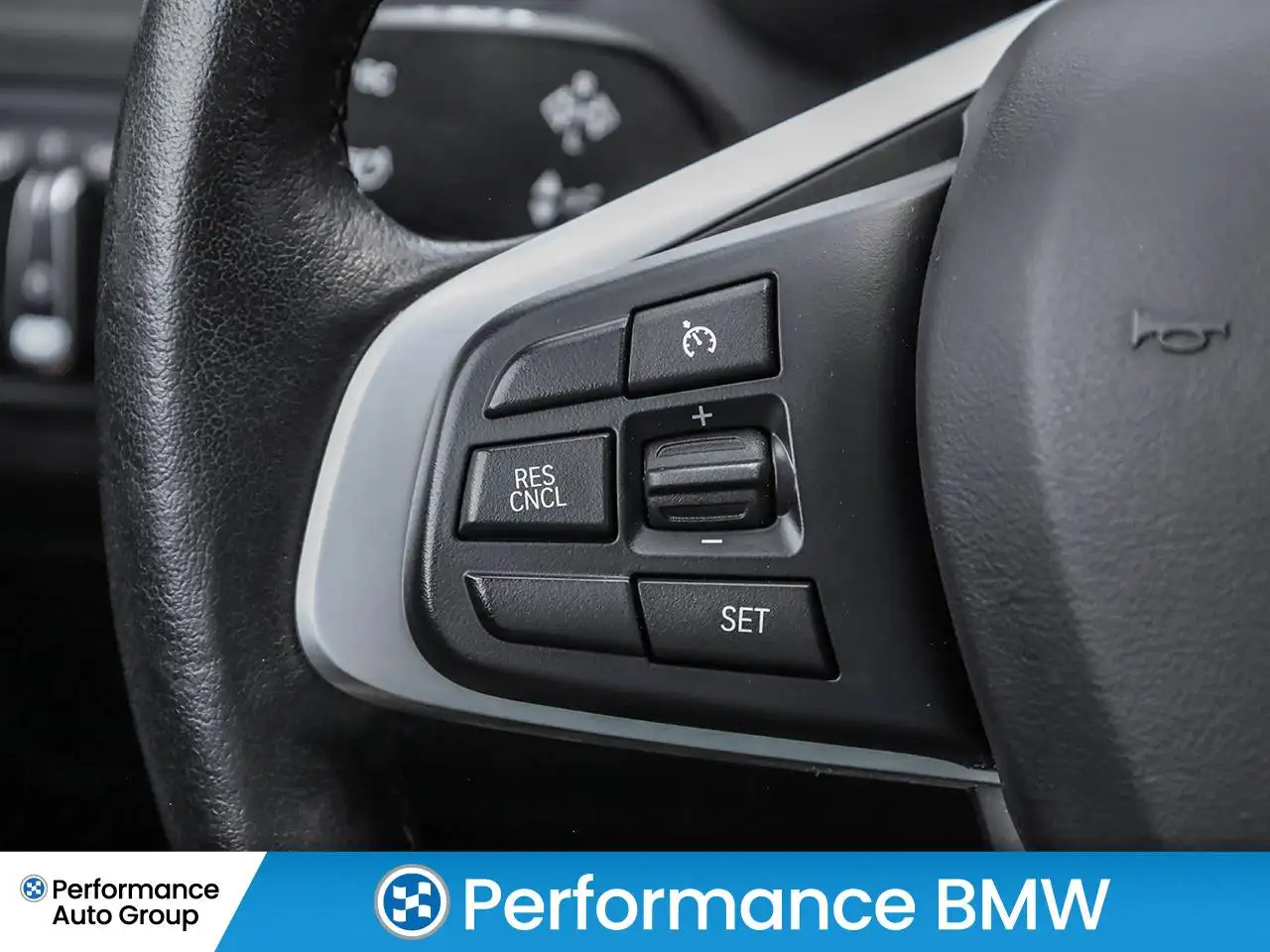 BMW X1 снимка BMW X1