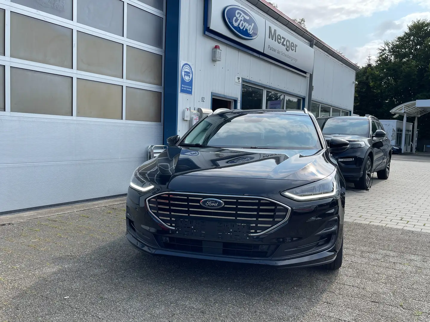 Ford Focus Titanium Schwarz - 1
