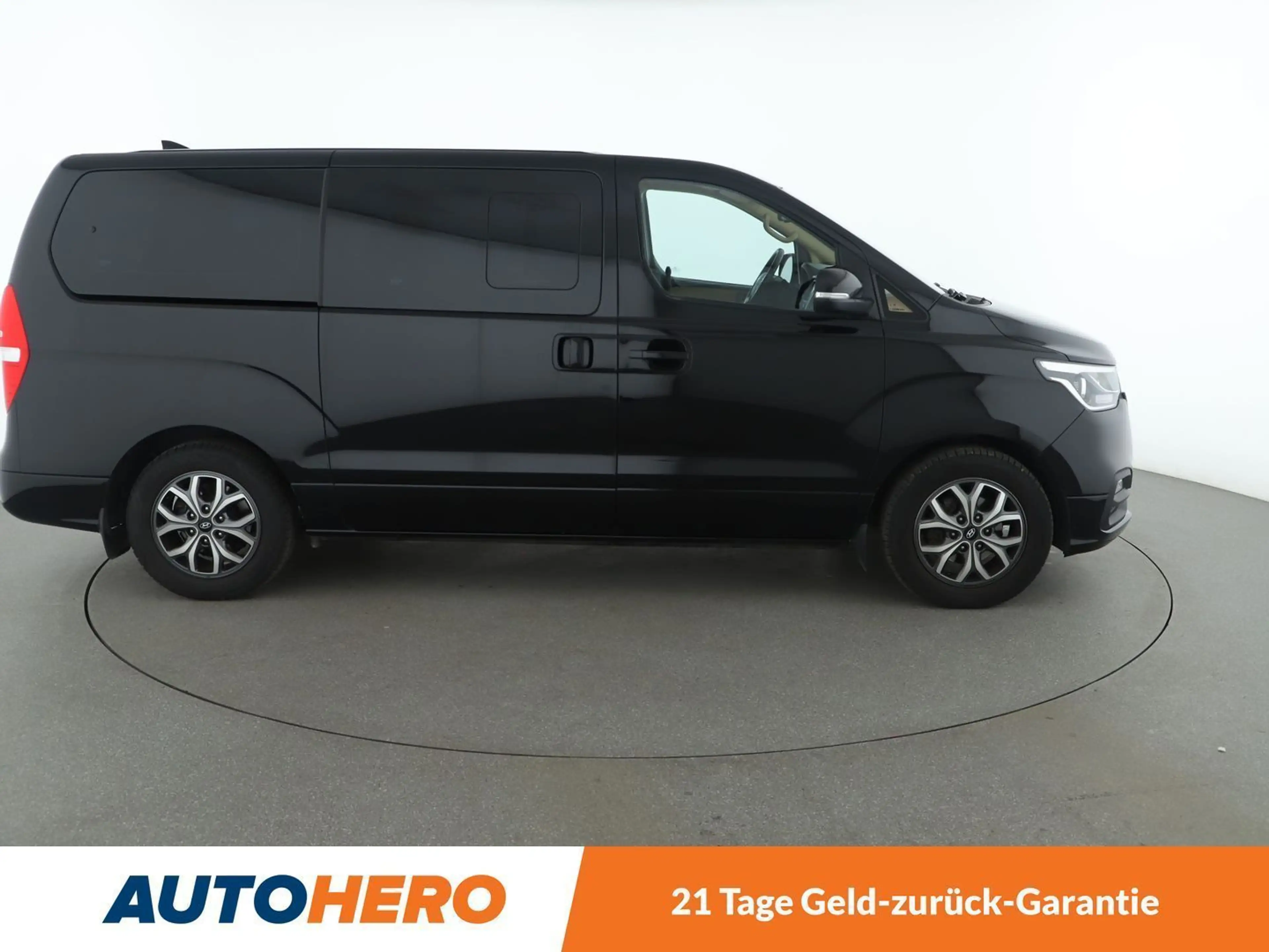 Hyundai H-1 2.5 CRDi Travel Premium Aut.*NAVI*CAM*SHZ*TEMPO* — photo 7