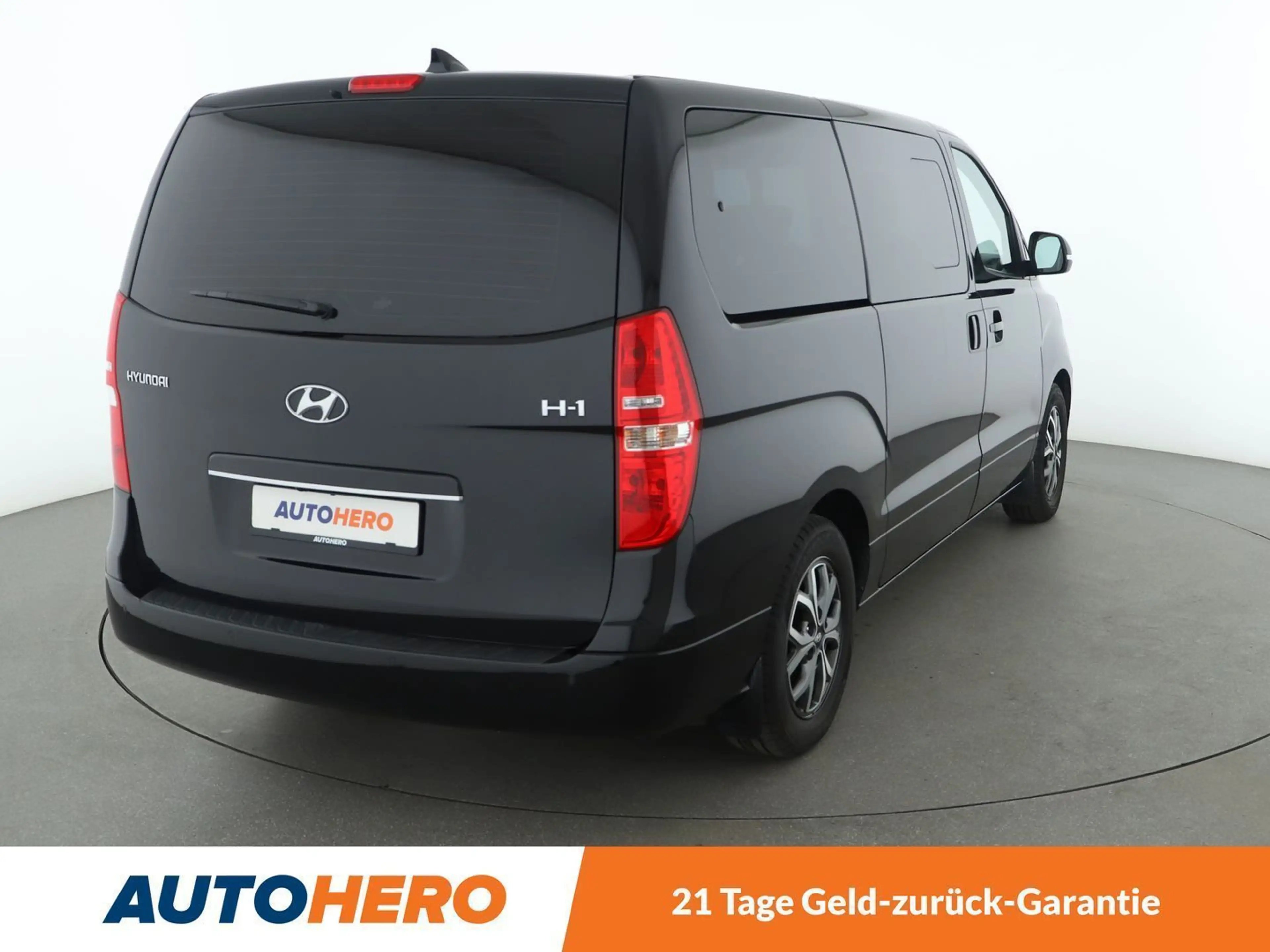 Hyundai H-1 2.5 CRDi Travel Premium Aut.*NAVI*CAM*SHZ*TEMPO* — photo 6