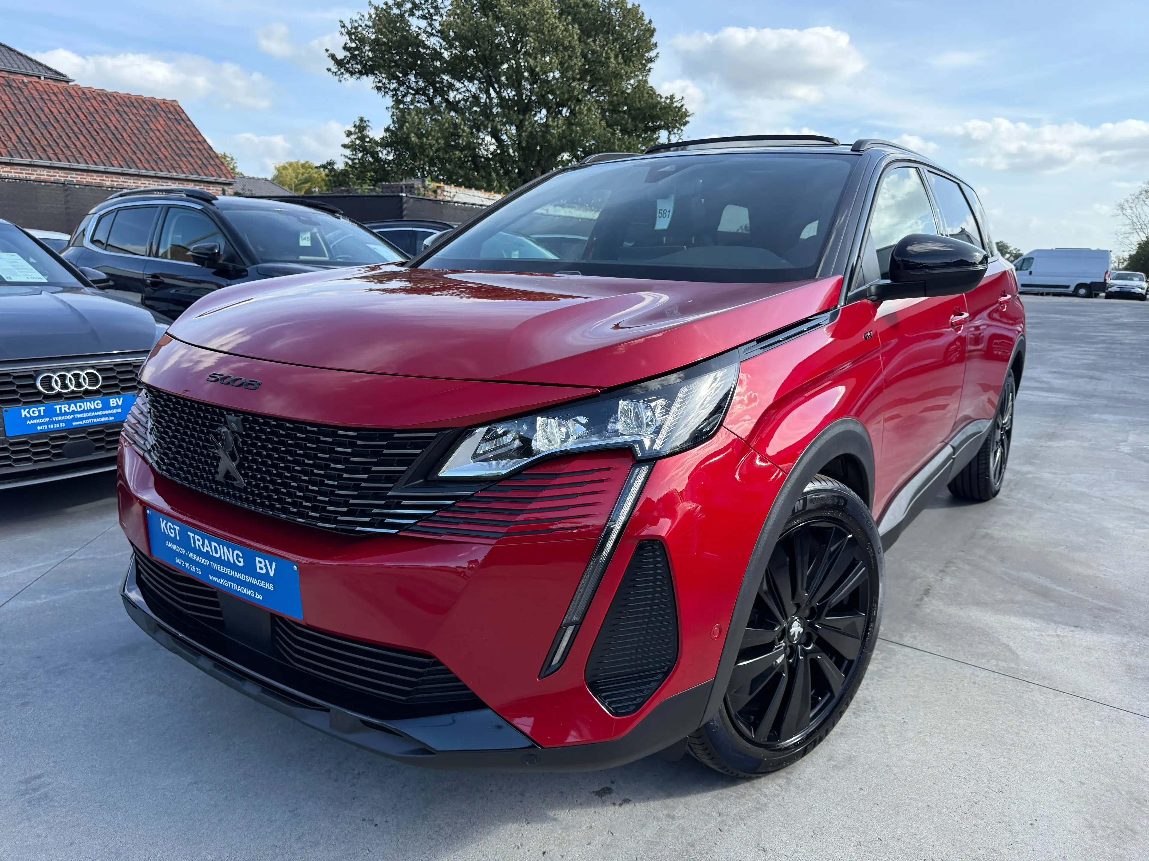 Peugeot 5008 1.6 i 180PK GT AUTOMAAT 7 ZIT NAVI LEDER OPENDAK FOCAL CAMERA CARPLAY LED