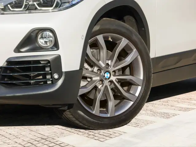 BMW X2 view 5