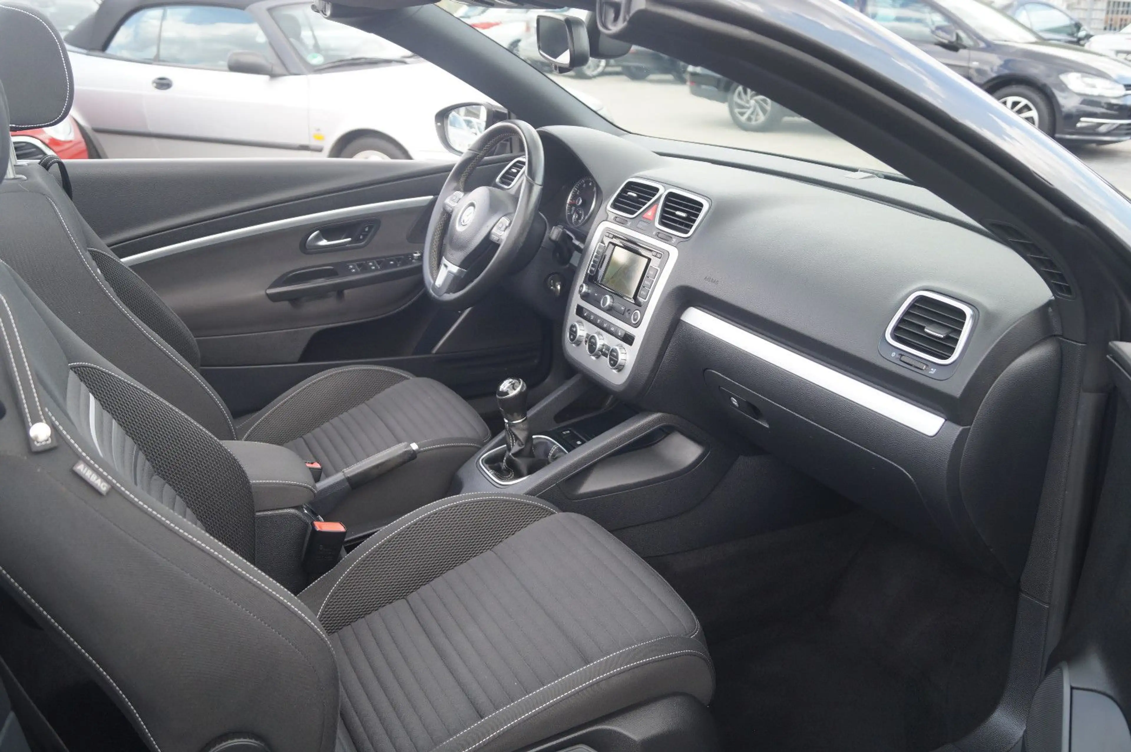 Volkswagen Eos Cup BMT Klimaauto Bi-X Tempomat NAVI PDC SHZ — photo 13