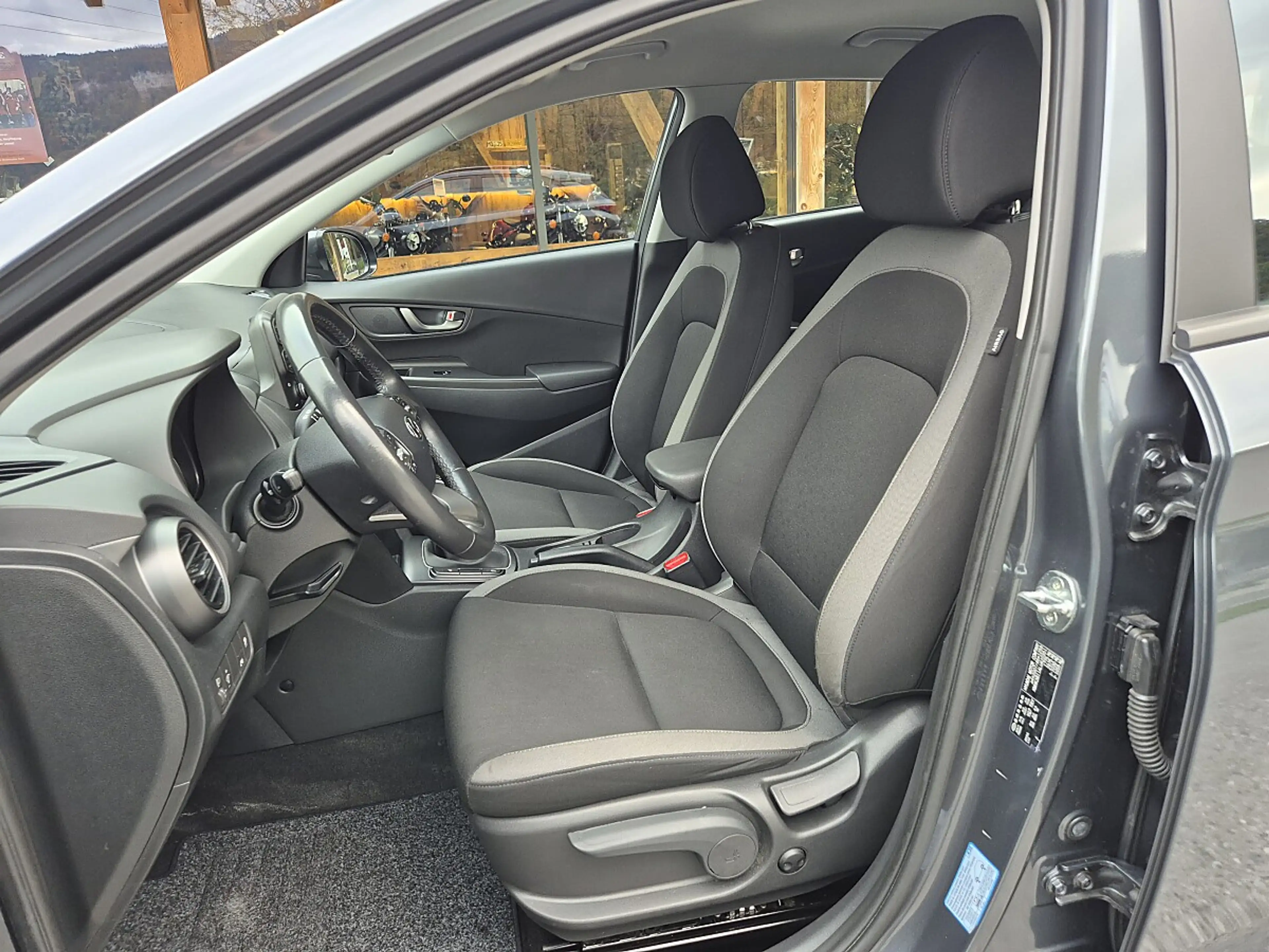 Hyundai KONA Kona 1,0 T-GDi 2WD Level 3 Plus — photo 10