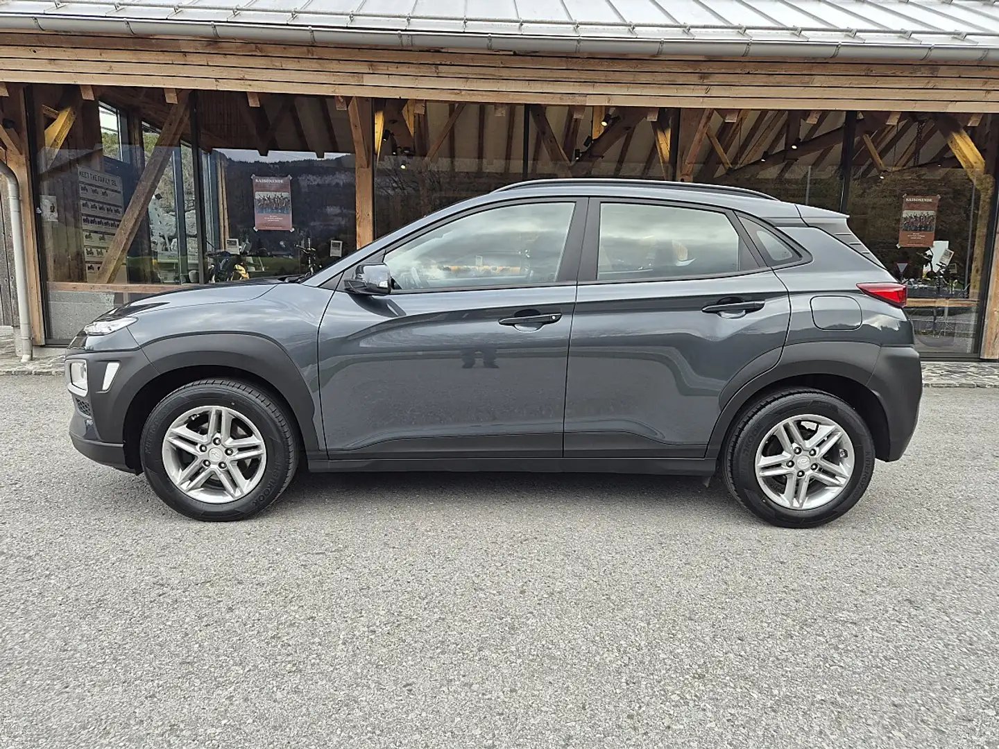 Hyundai KONA Kona 1,0 T-GDi 2WD Level 3 Plus Grau - 2