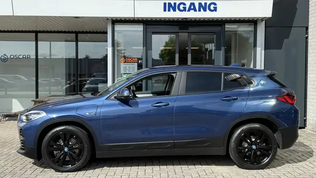 BMW X2 view 2