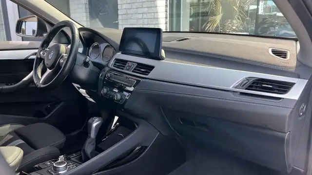 BMW X2 view 11