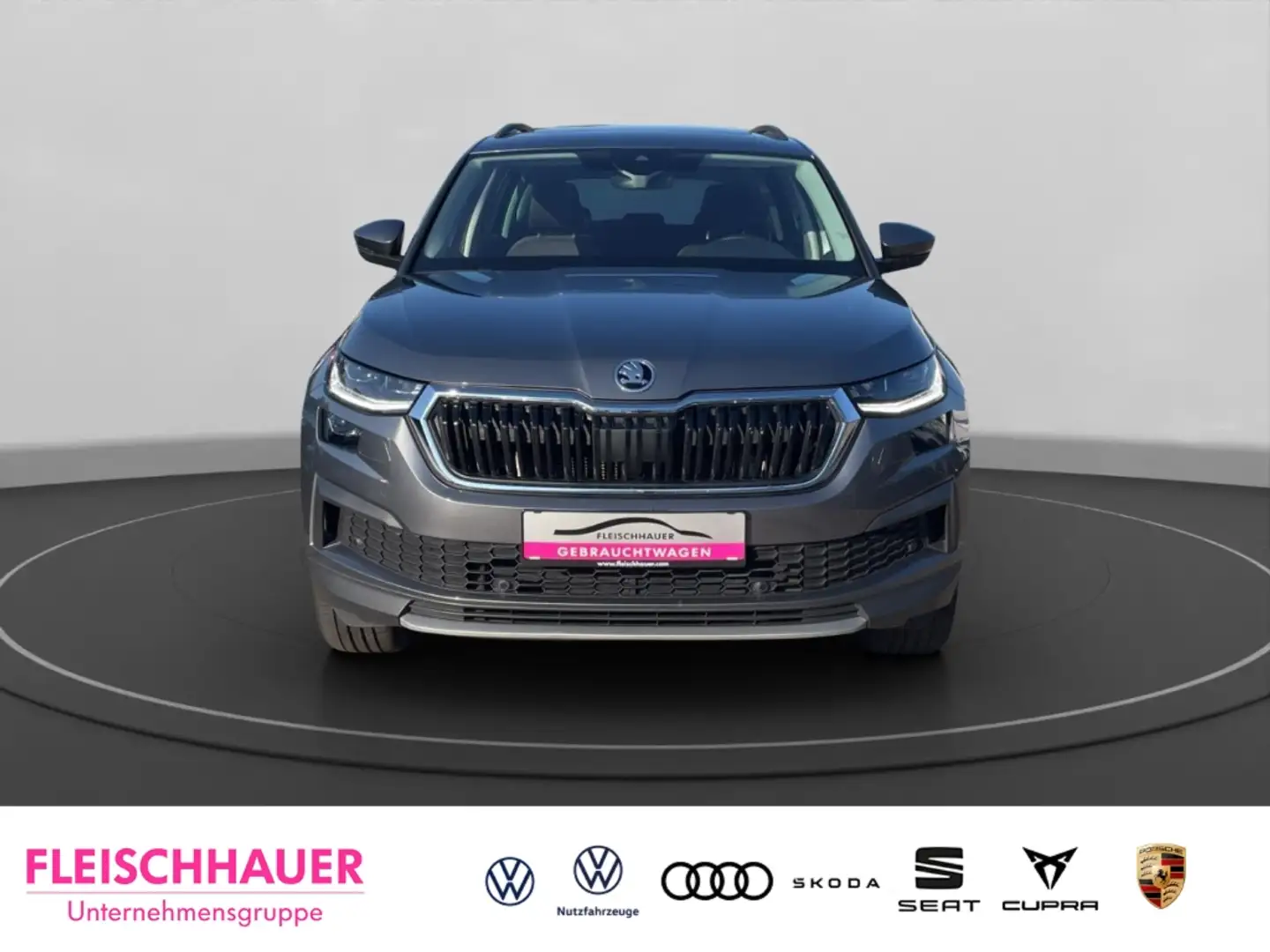 Skoda Kodiaq Tour 1.5 TSI ACT DSG RFK Pano Frontscheibe heizbar Grigio - 2